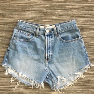 DISTRESSED DENIM SHORTS